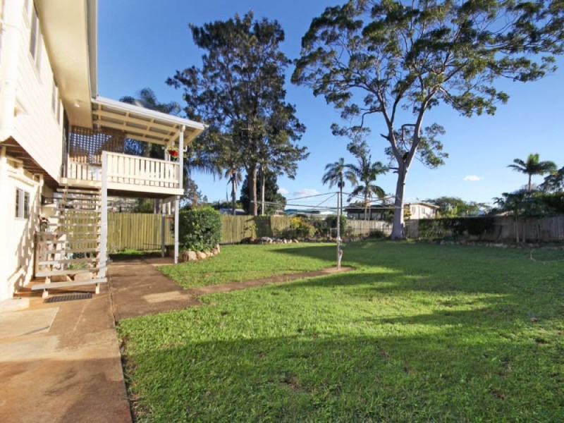 8 Golden Avenue, Kallangur QLD 4503