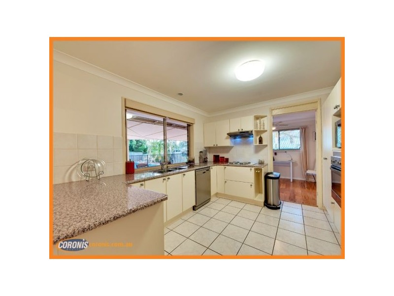 4 Avandel Court, Eatons Hill QLD 4037
