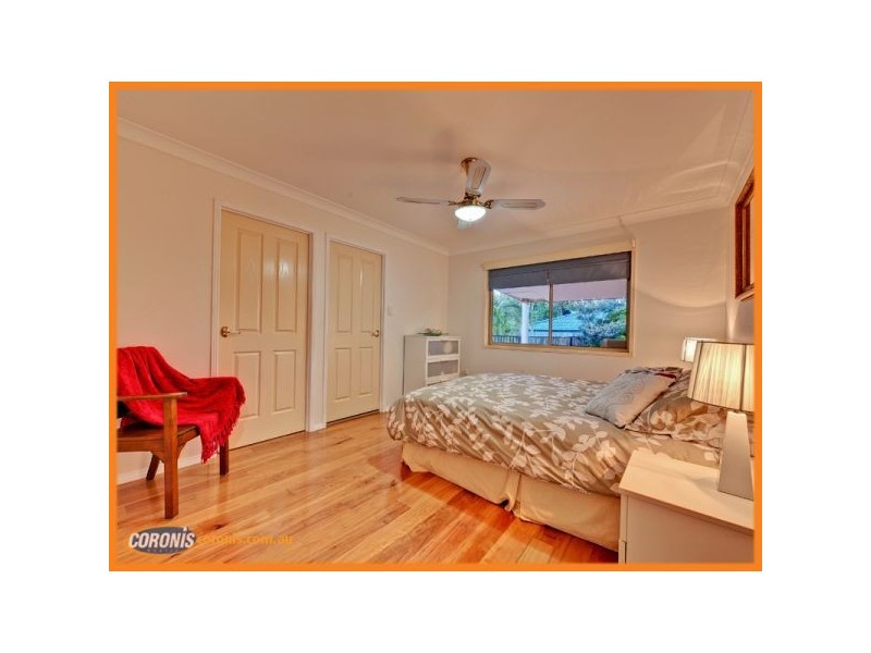 4 Avandel Court, Eatons Hill QLD 4037