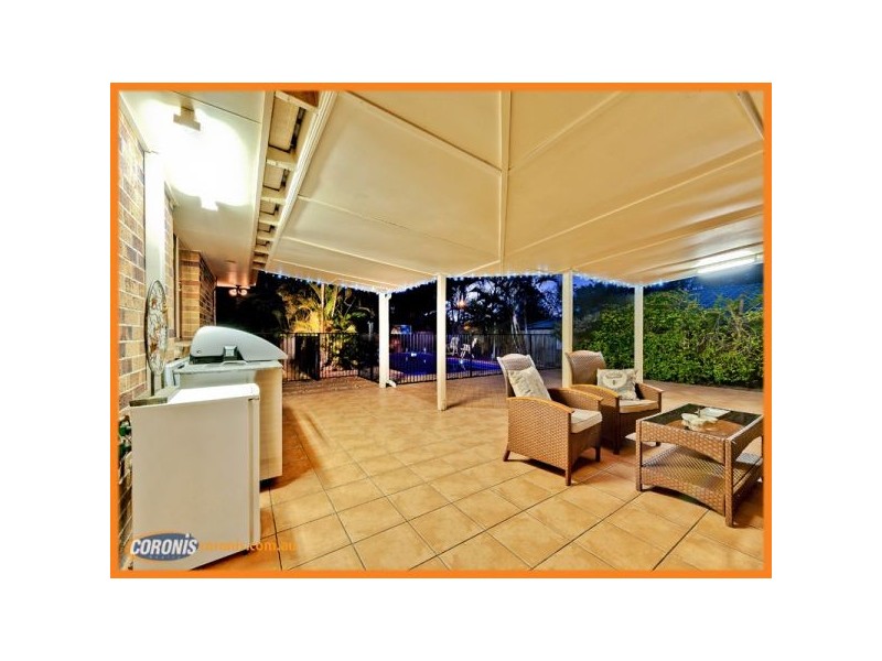 4 Avandel Court, Eatons Hill QLD 4037