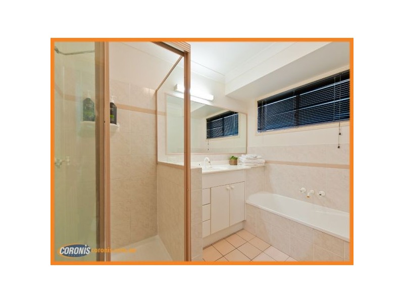 4 Avandel Court, Eatons Hill QLD 4037