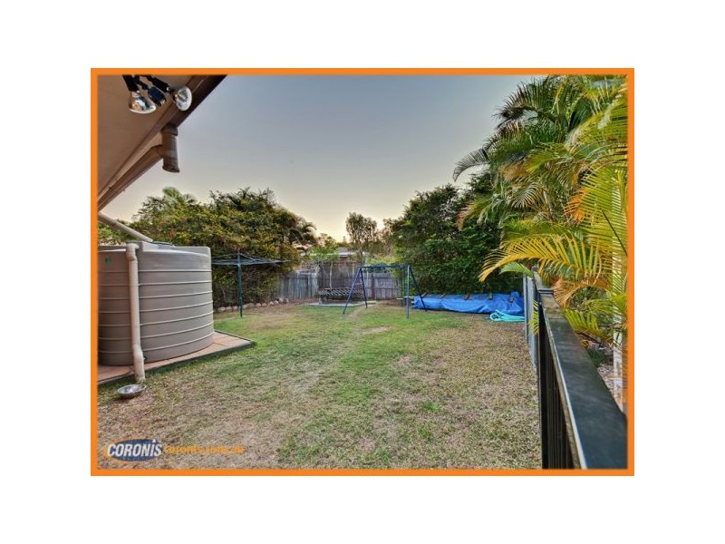 4 Avandel Court, Eatons Hill QLD 4037