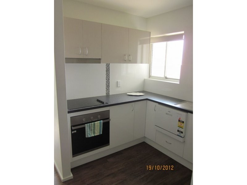 1/28 Hall Street, Chermside QLD 4032
