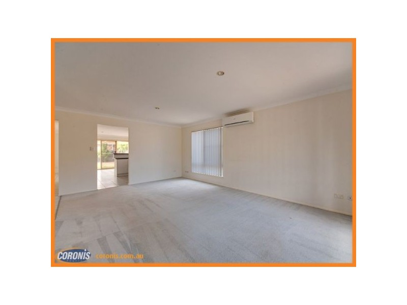 8 Coolabah Crescent, Bridgeman Downs QLD 4035