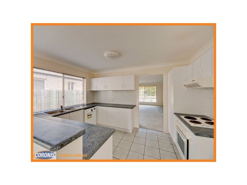 8 Coolabah Crescent, Bridgeman Downs QLD 4035
