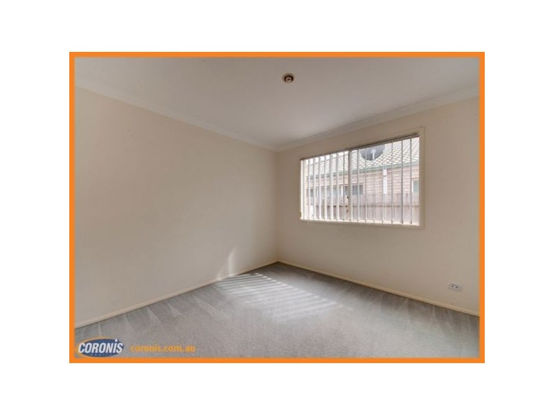 8 Coolabah Crescent, Bridgeman Downs QLD 4035