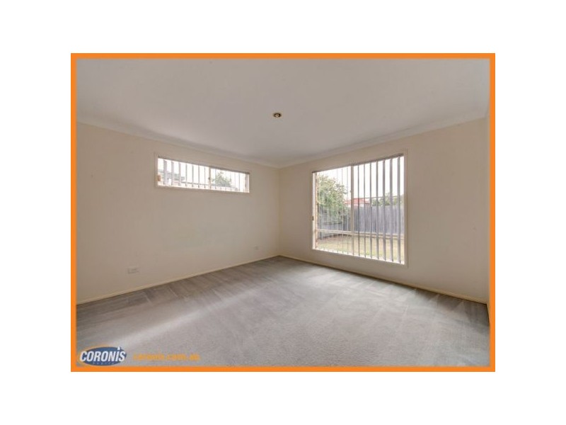 8 Coolabah Crescent, Bridgeman Downs QLD 4035