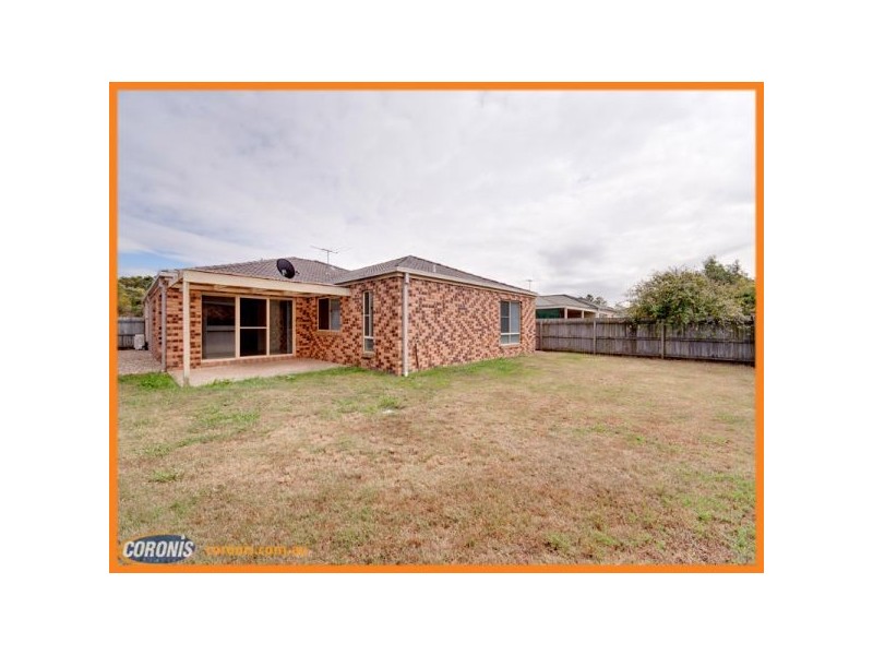 8 Coolabah Crescent, Bridgeman Downs QLD 4035