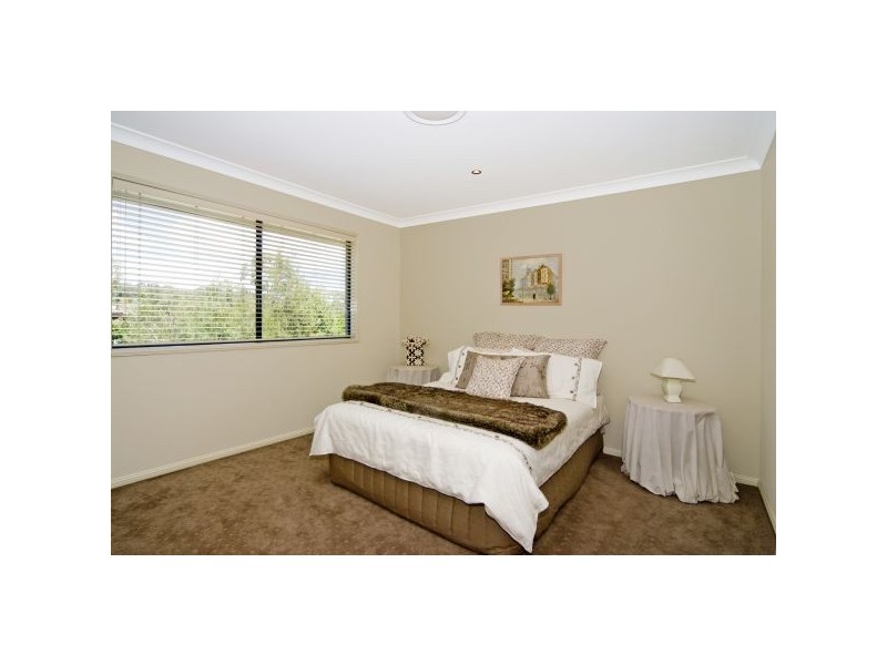 25 Riverlinks Boulevard East, Helensvale QLD 4212