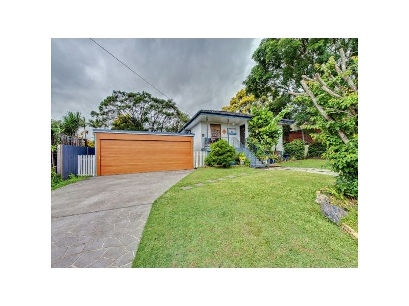 8 Avoca Street, Woodridge QLD 4114