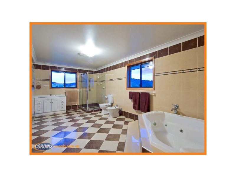 64 Gladrose Crescent, Wongawallan QLD 4210