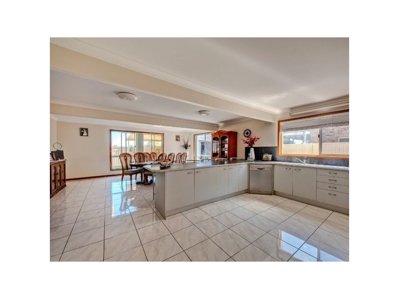 35 Esplanade, Jacobs Well QLD 4208
