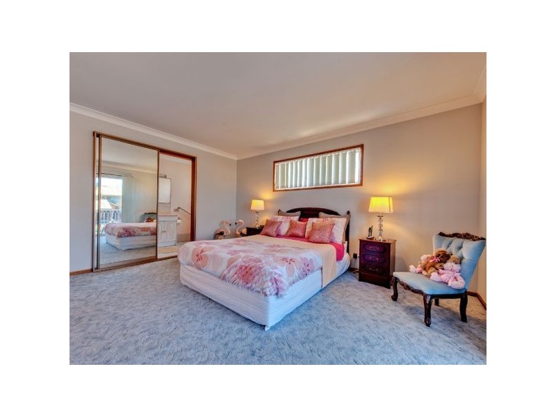 35 Esplanade, Jacobs Well QLD 4208