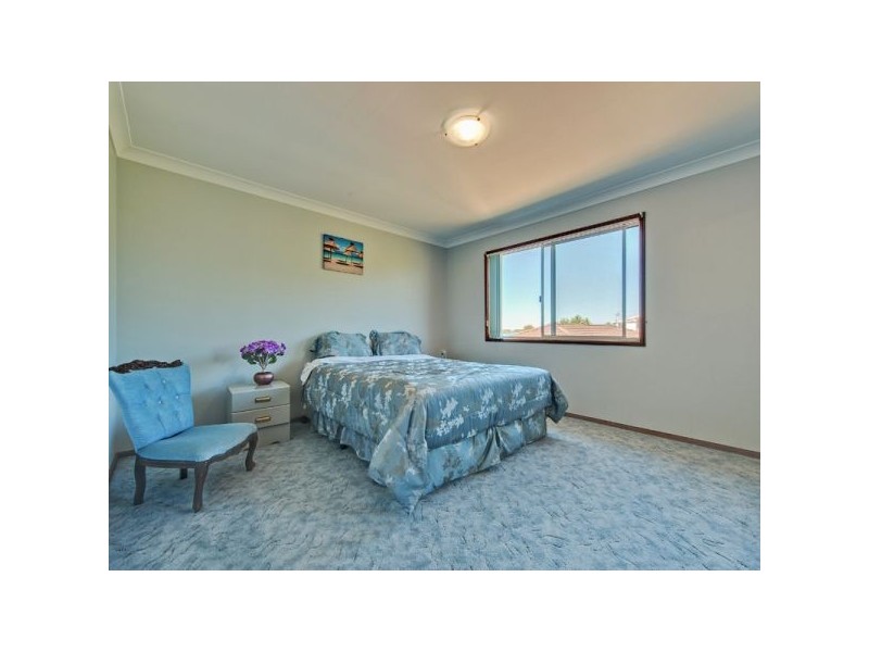 35 Esplanade, Jacobs Well QLD 4208