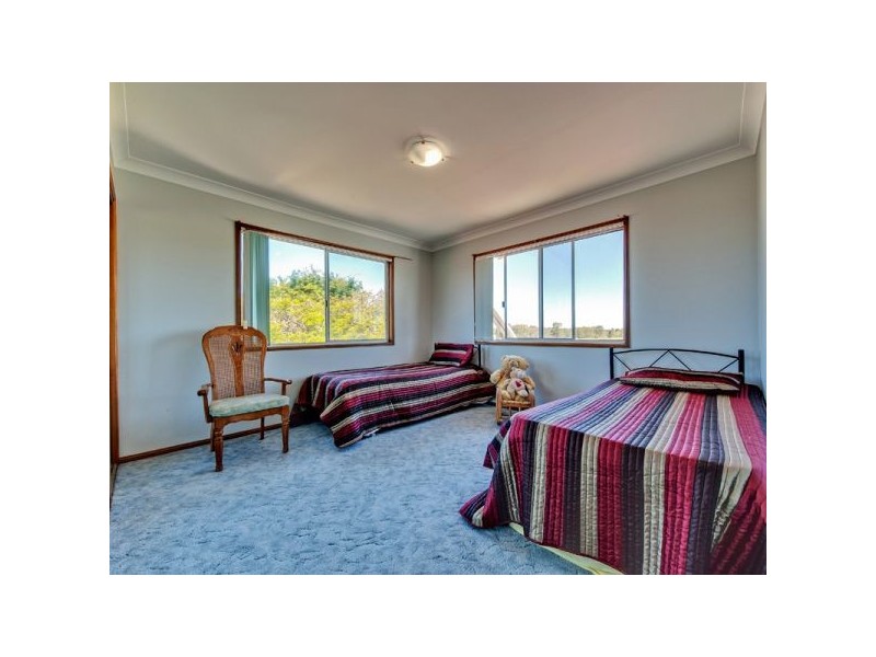 35 Esplanade, Jacobs Well QLD 4208