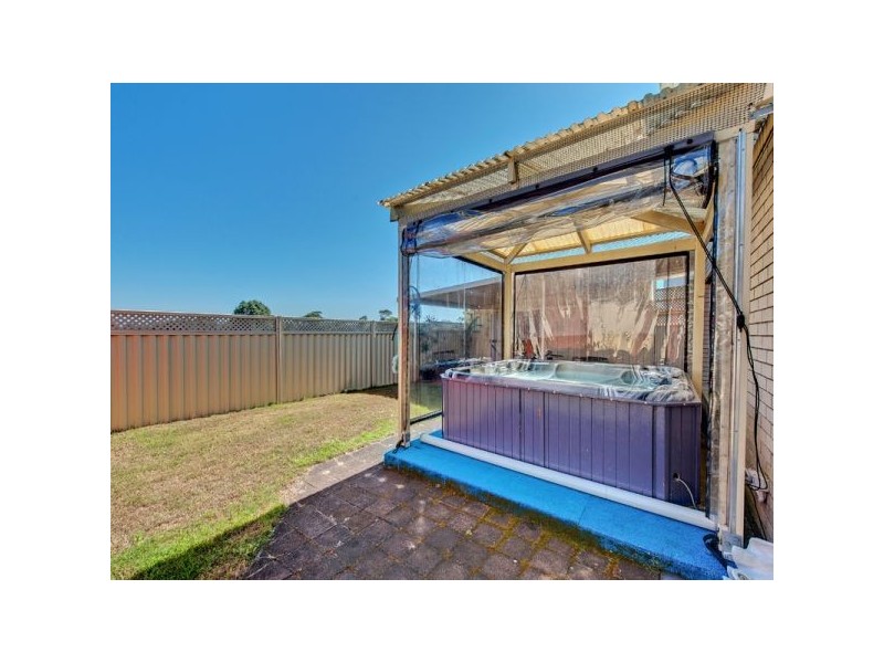 35 Esplanade, Jacobs Well QLD 4208