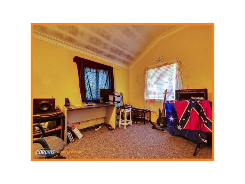 16 Tathra Street, Stafford QLD 4053