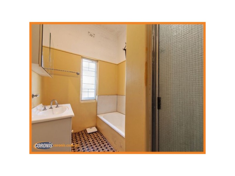 16 Tathra Street, Stafford QLD 4053