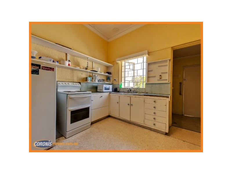 16 Tathra Street, Stafford QLD 4053