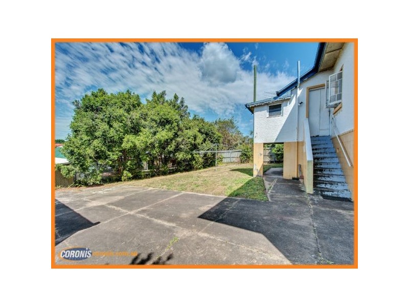 16 Tathra Street, Stafford QLD 4053