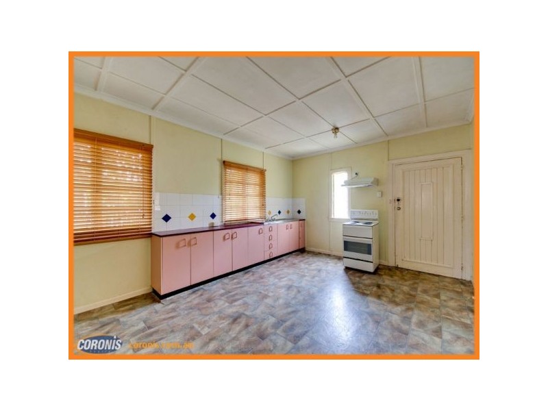 10 McGhie Street, Zillmere QLD 4034