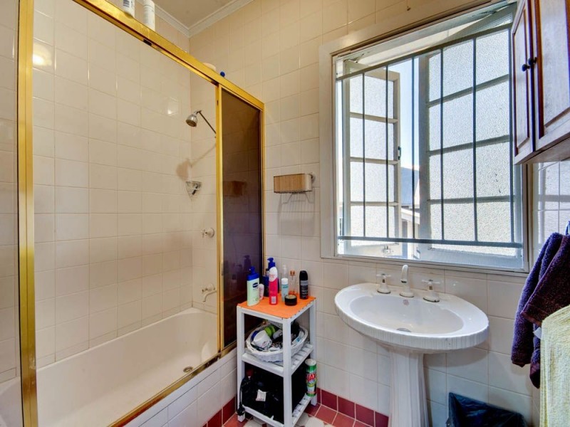 8 Deramore Street, Wavell Heights QLD 4012