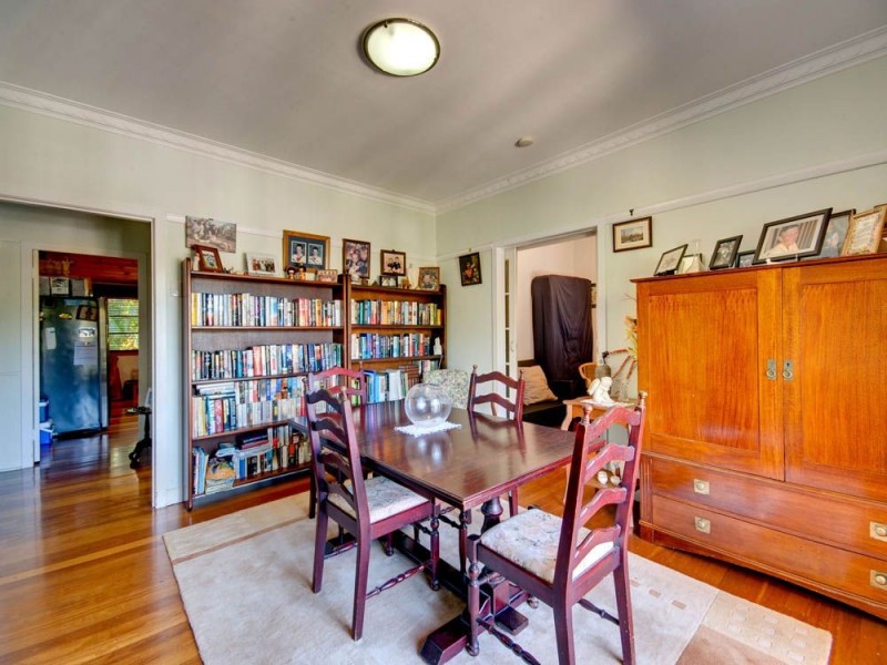 8 Deramore Street, Wavell Heights QLD 4012