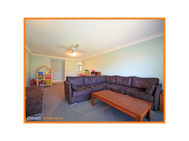 23 Hopkins Street, Petrie QLD 4502