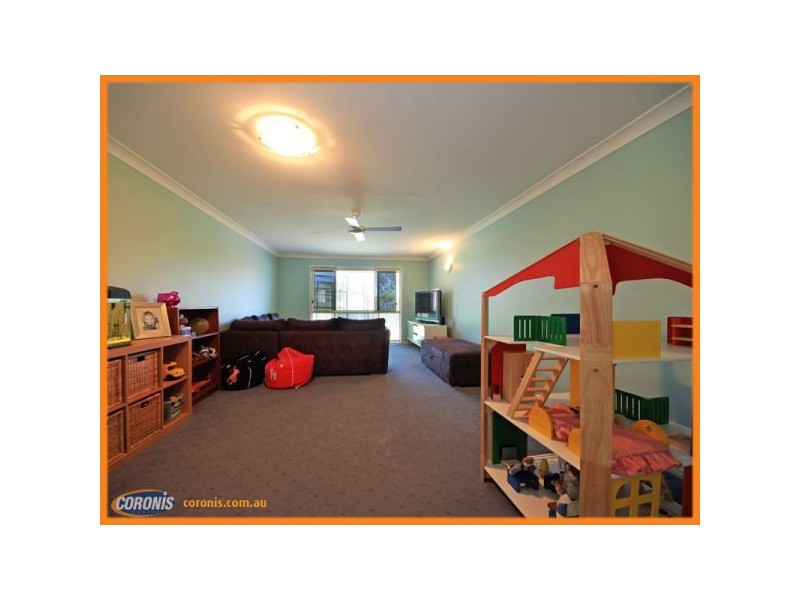 23 Hopkins Street, Petrie QLD 4502