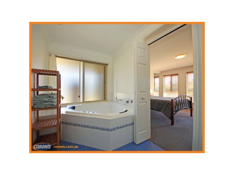 23 Hopkins Street, Petrie QLD 4502