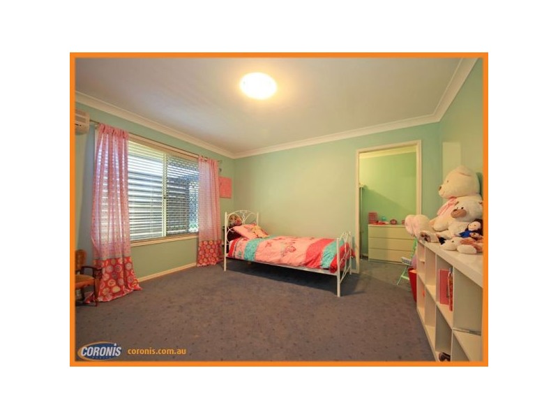 23 Hopkins Street, Petrie QLD 4502