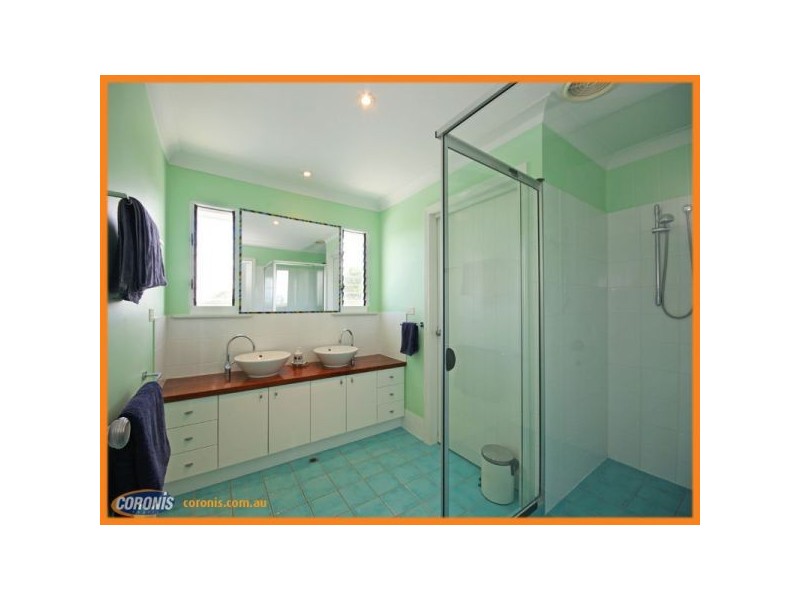 8 Nineteenth Avenue, Brighton QLD 4017