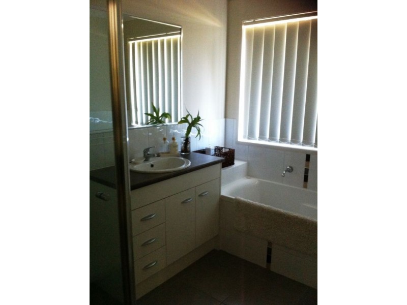 17 Beaumont Drive, Pimpama QLD 4209