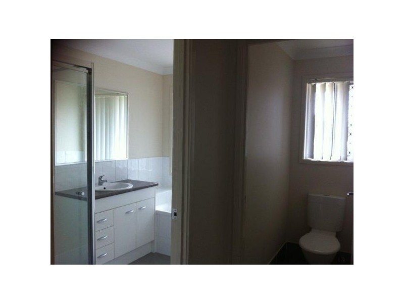 17 Beaumont Drive, Pimpama QLD 4209