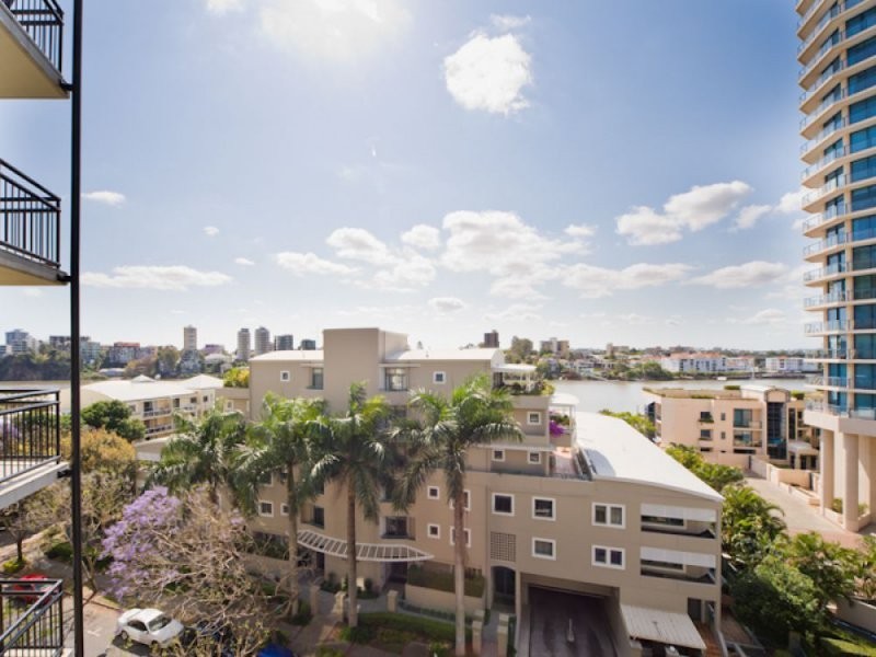 116/15 Goodwin Street, Kangaroo Point QLD 4169