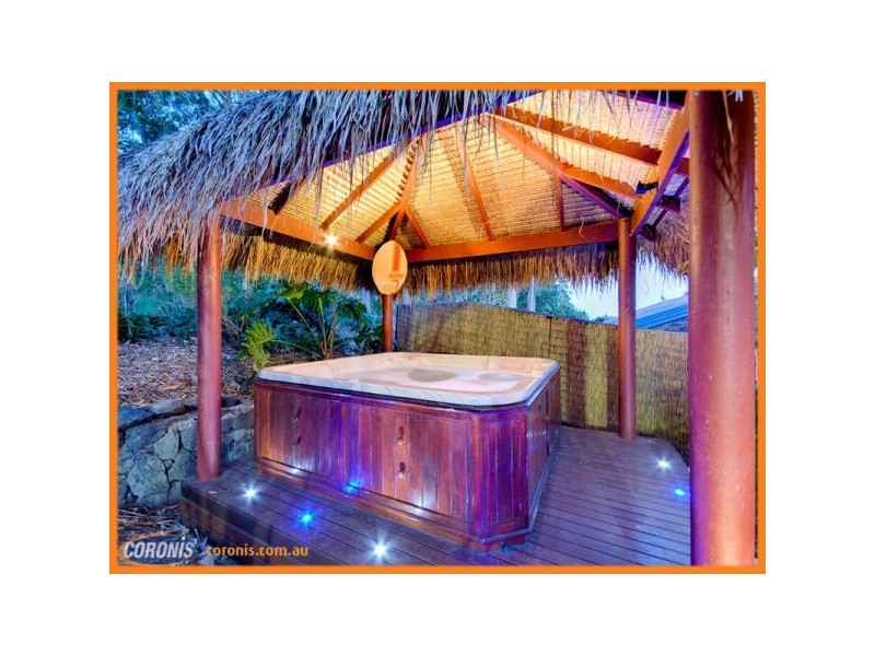 5 Jupiter Court, Eatons Hill QLD 4037