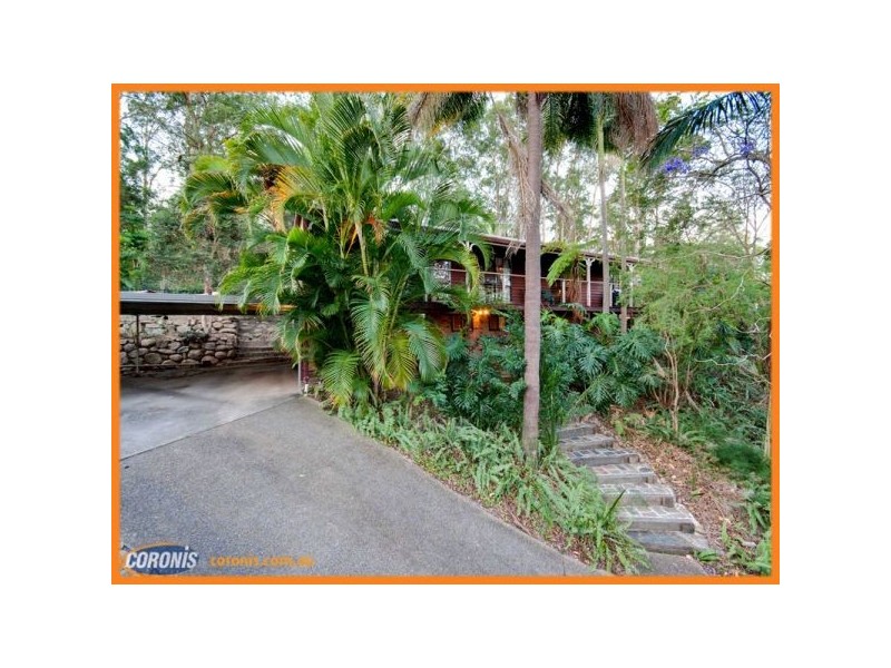 5 Jupiter Court, Eatons Hill QLD 4037