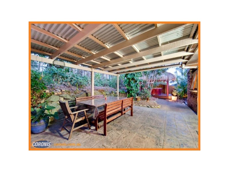 5 Jupiter Court, Eatons Hill QLD 4037