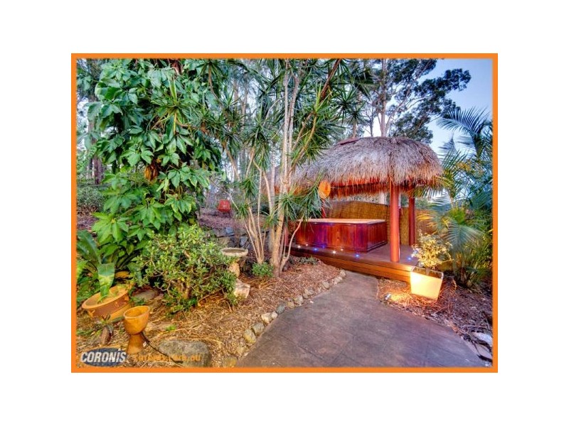 5 Jupiter Court, Eatons Hill QLD 4037