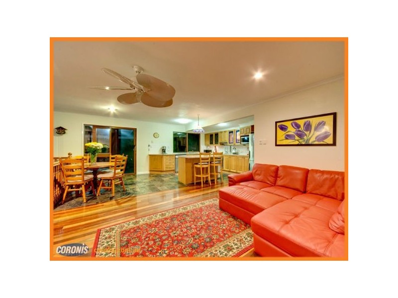 5 Jupiter Court, Eatons Hill QLD 4037