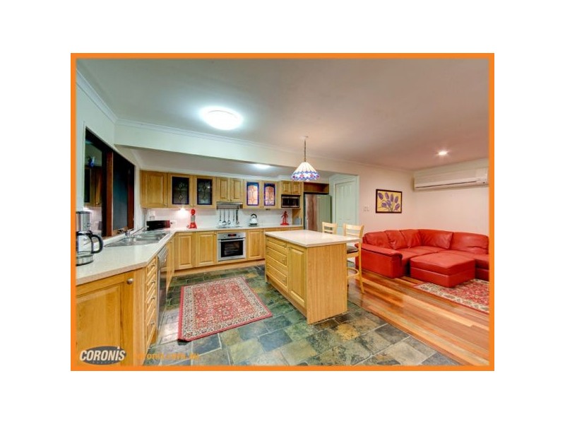 5 Jupiter Court, Eatons Hill QLD 4037