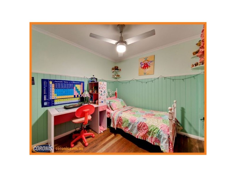 5 Jupiter Court, Eatons Hill QLD 4037