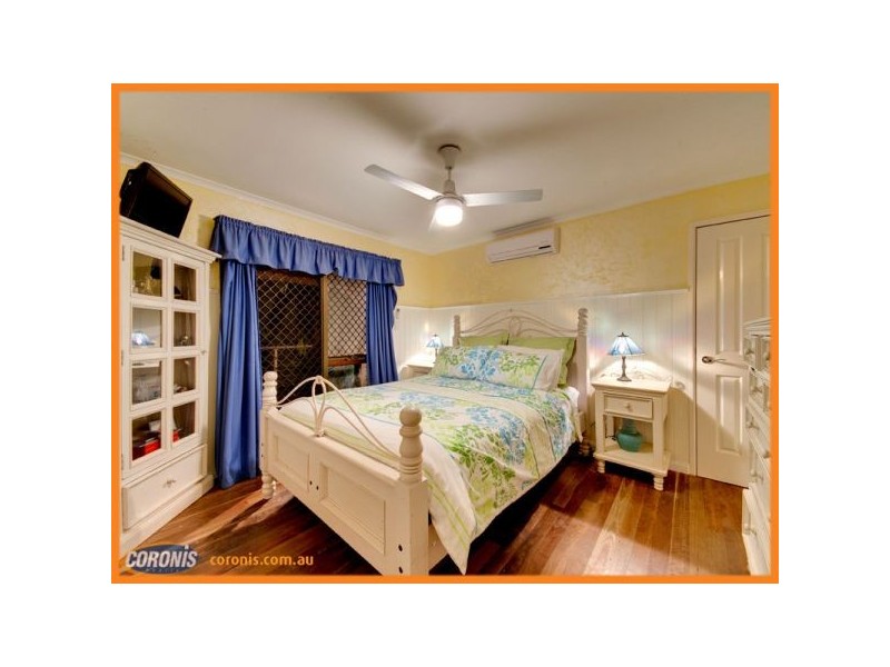 5 Jupiter Court, Eatons Hill QLD 4037