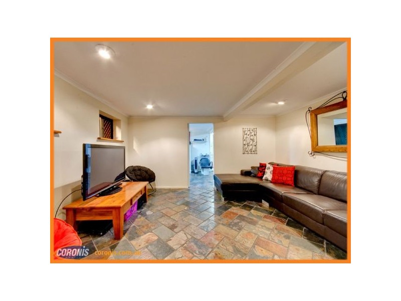 5 Jupiter Court, Eatons Hill QLD 4037