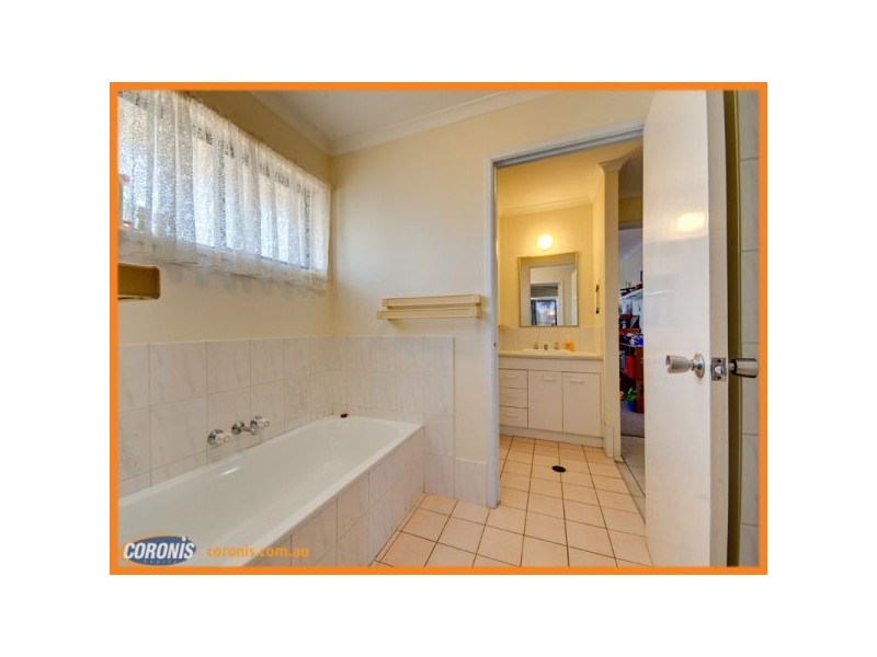 4 Mayfair Street, Bray Park QLD 4500