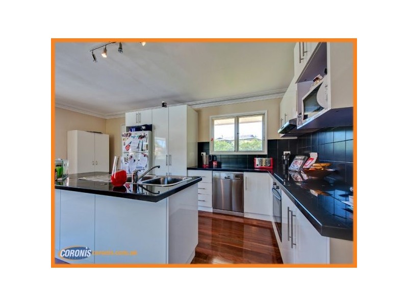 18 Brentwick Street, Chermside QLD 4032