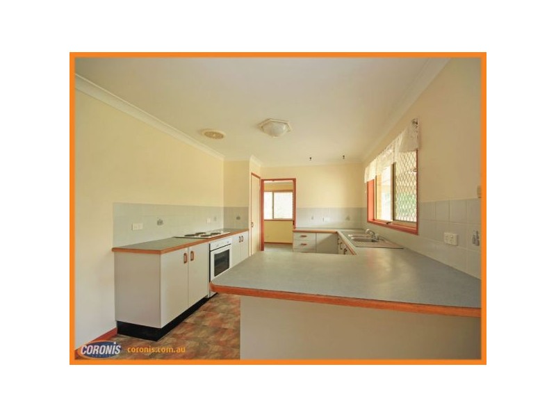 18 Talbot Drive, Kallangur QLD 4503