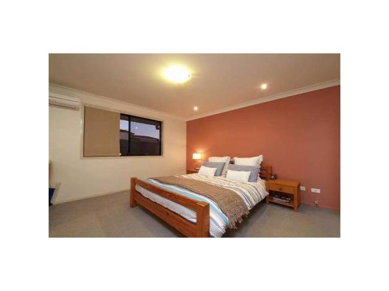 14 Fernwren Crt, Cashmere QLD 4500