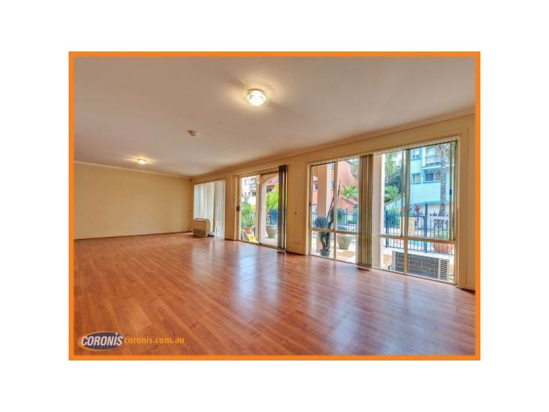 38 John Lund Drive, Hope Island QLD 4212