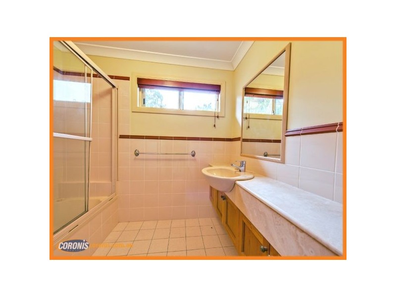 38 John Lund Drive, Hope Island QLD 4212